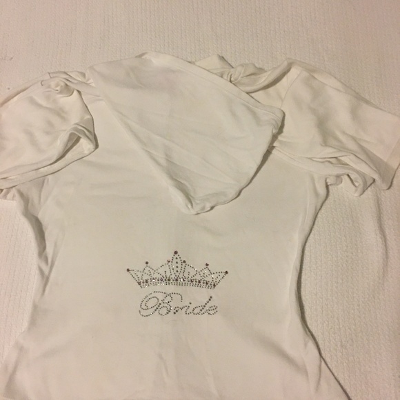 sweater - Picture 1 of 2